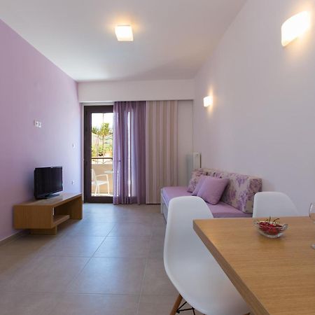 Eltina Hotel Rétino Habitación foto